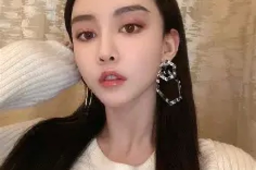 演员卢昱晓因《给阿嬷的情书》屏摄事件道歉真诚致歉登上热搜