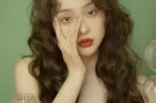 2024年上半年微博热搜榜公布！10大热搜艺人揭晓！前三都是女艺人